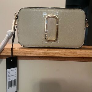 Marc Jacobs camera crossbody bag. brand new with tags, never been used